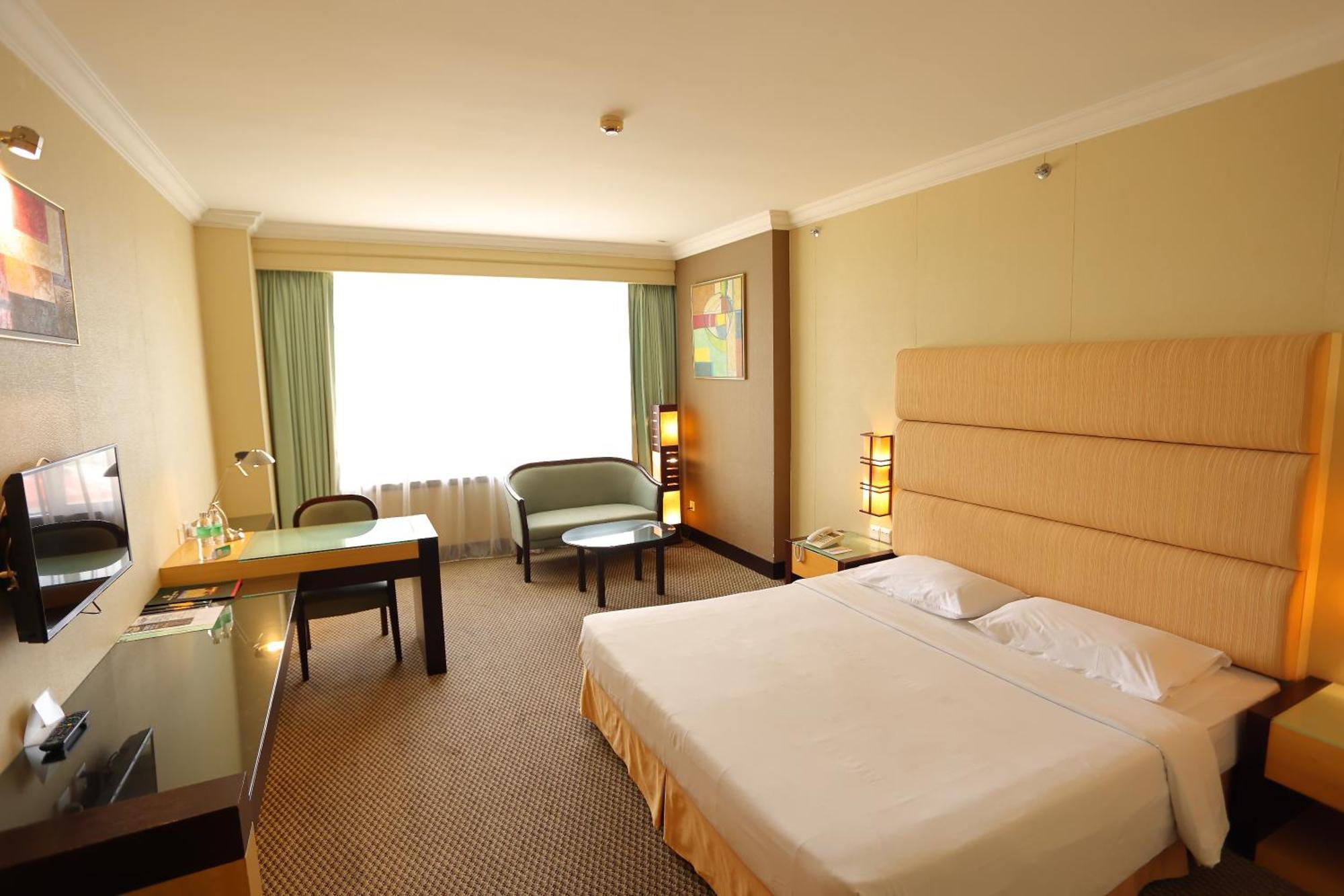 Dynasty Hotel Miri Bagian luar foto
