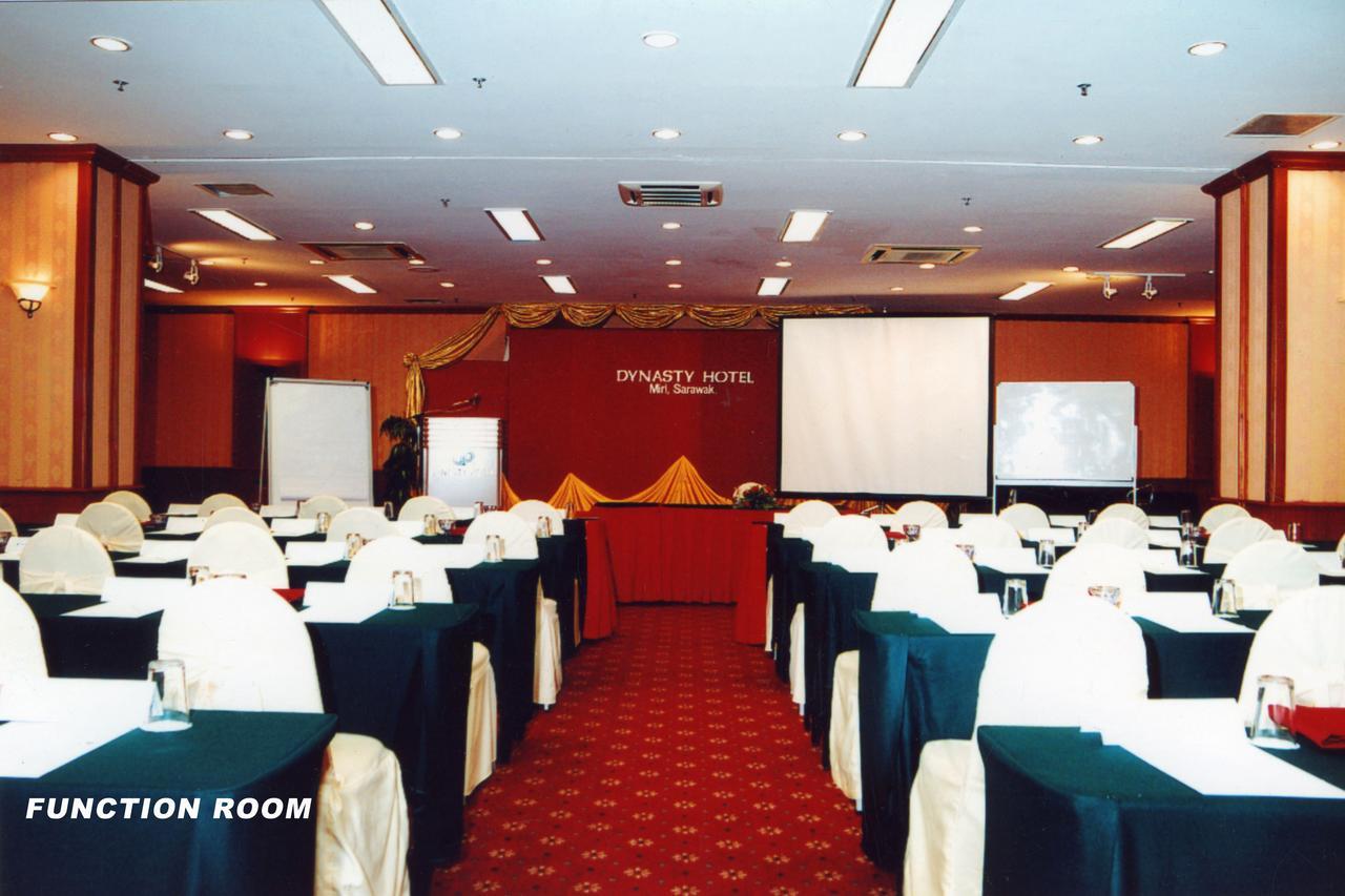 Dynasty Hotel Miri Bagian luar foto